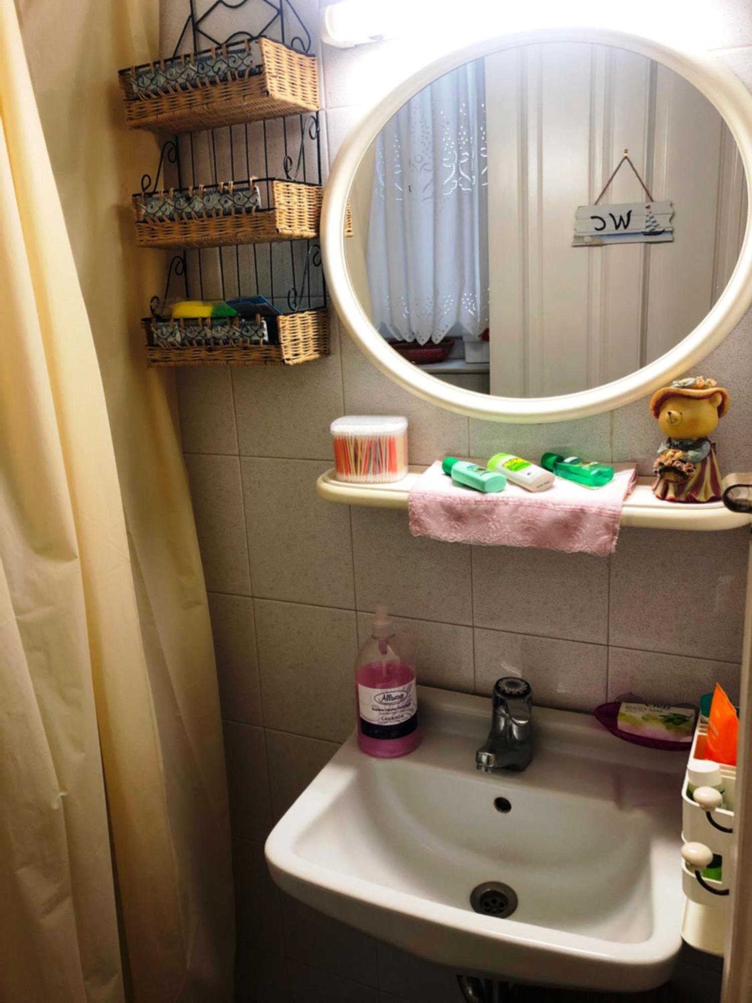 80 m2, 3 yatak odalı, 1 banyolu , Eksarhia bölgesinde Atina Dış mekan fotoğraf